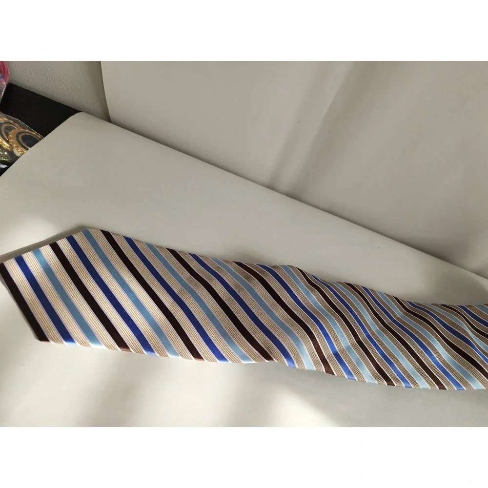 Geoffrey Beene Mens Silk Necktie Blue Brown Tan Striped Formal Business Tie NWT